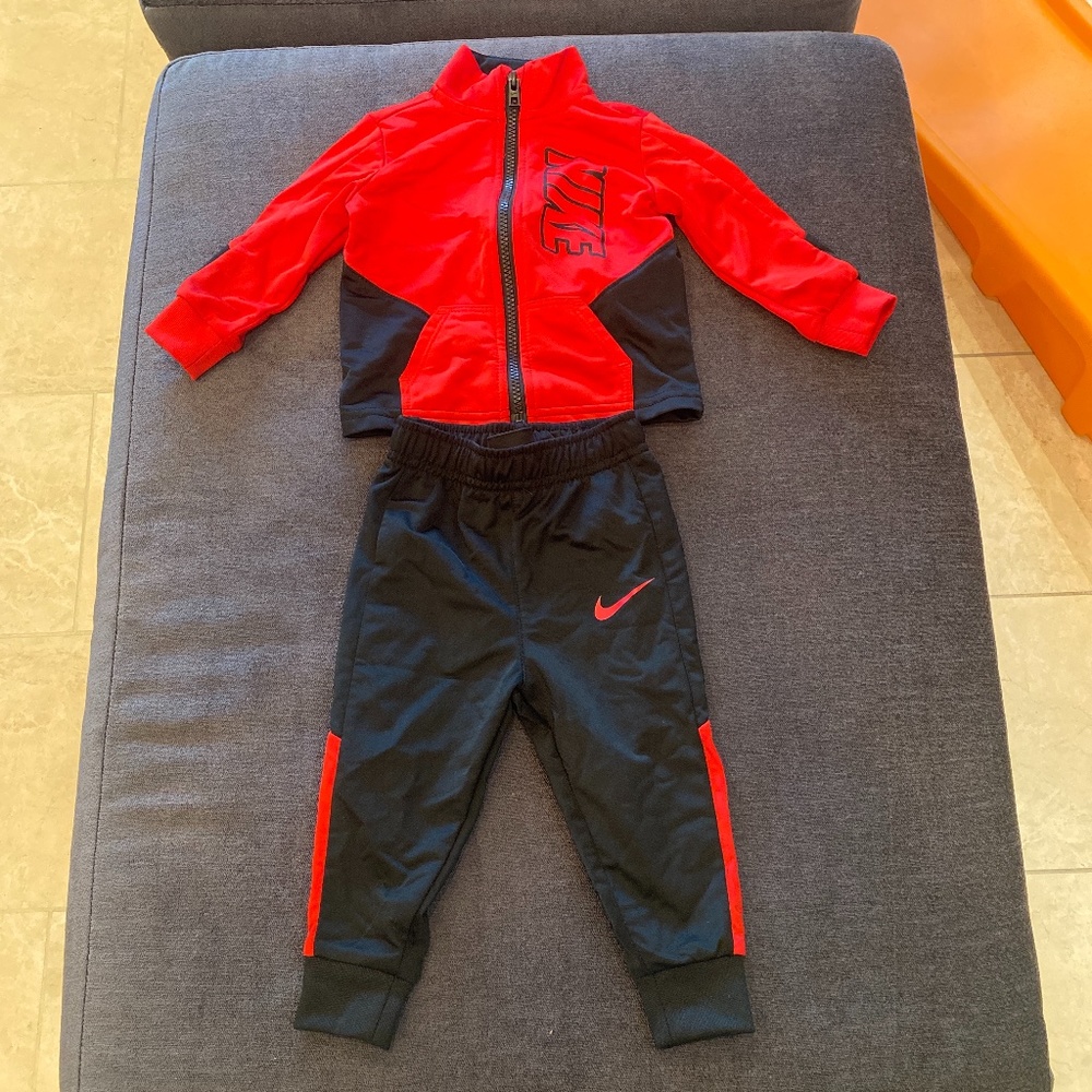 Baby Nike Sweatsuits